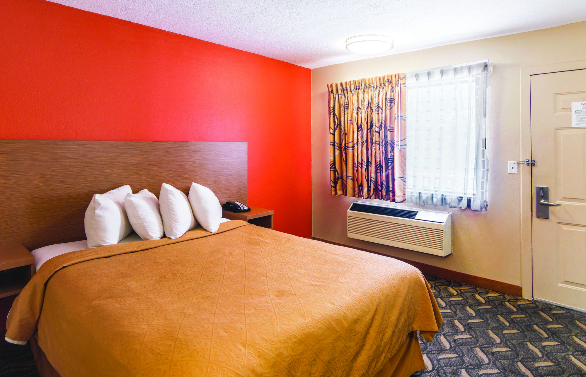 Days Inn & Suites By Wyndham Arlington Near Six Flags Habitación foto