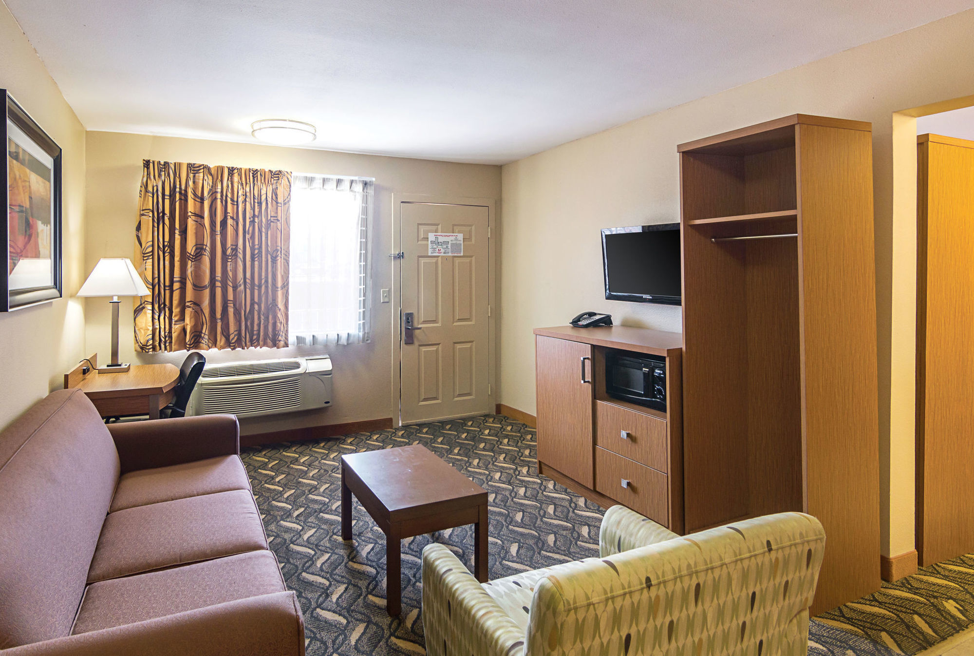 Days Inn & Suites By Wyndham Arlington Near Six Flags Habitación foto